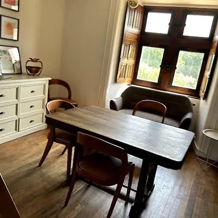 Feriehus Jolie Tour Du 13eme Siecle *