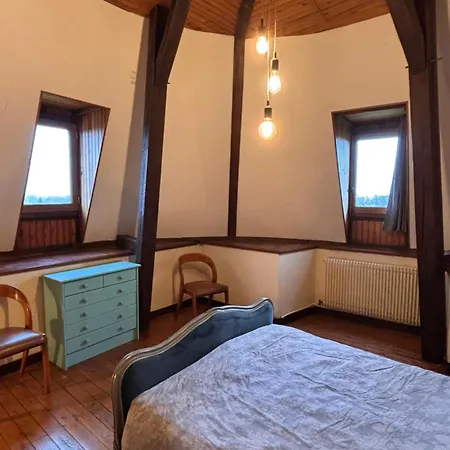Ferienhaus Jolie Tour Du 13eme Siecle
